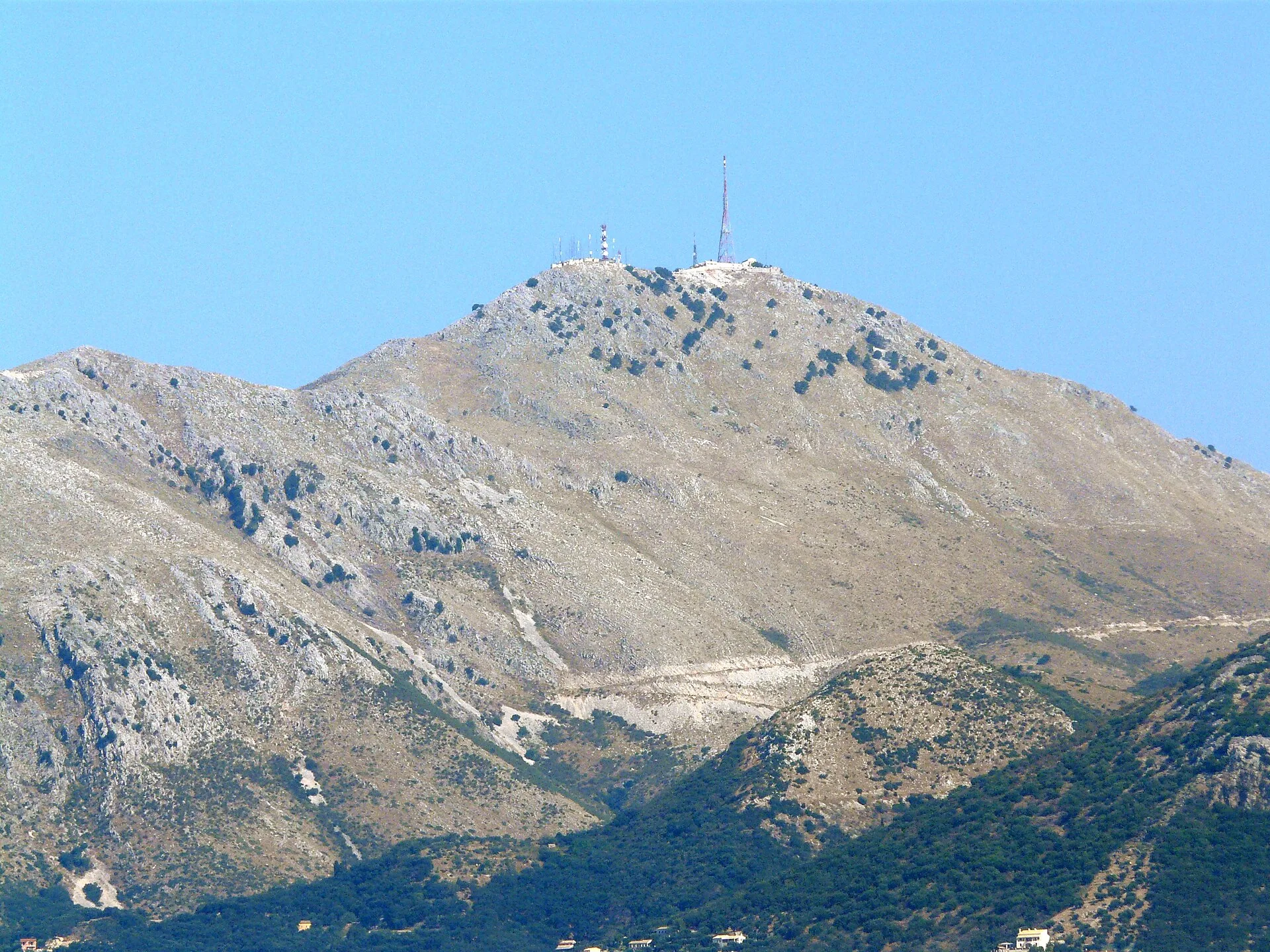 ️ Le mont Pantokrator, le sommet de l'île